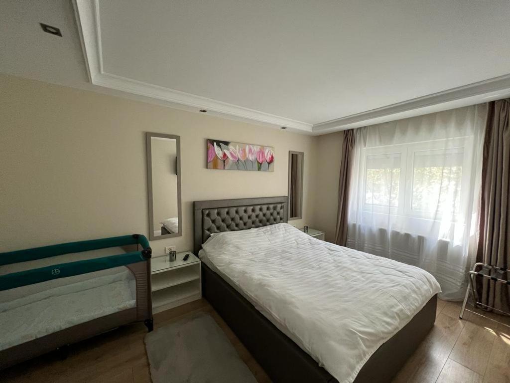 Paty'S Apartment Луґож Екстер'єр фото